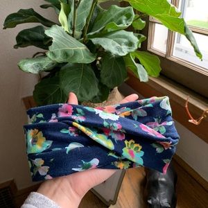 Floral twist headband